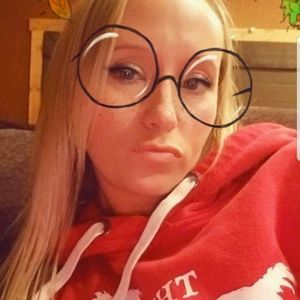 Meet your Posher, Tina